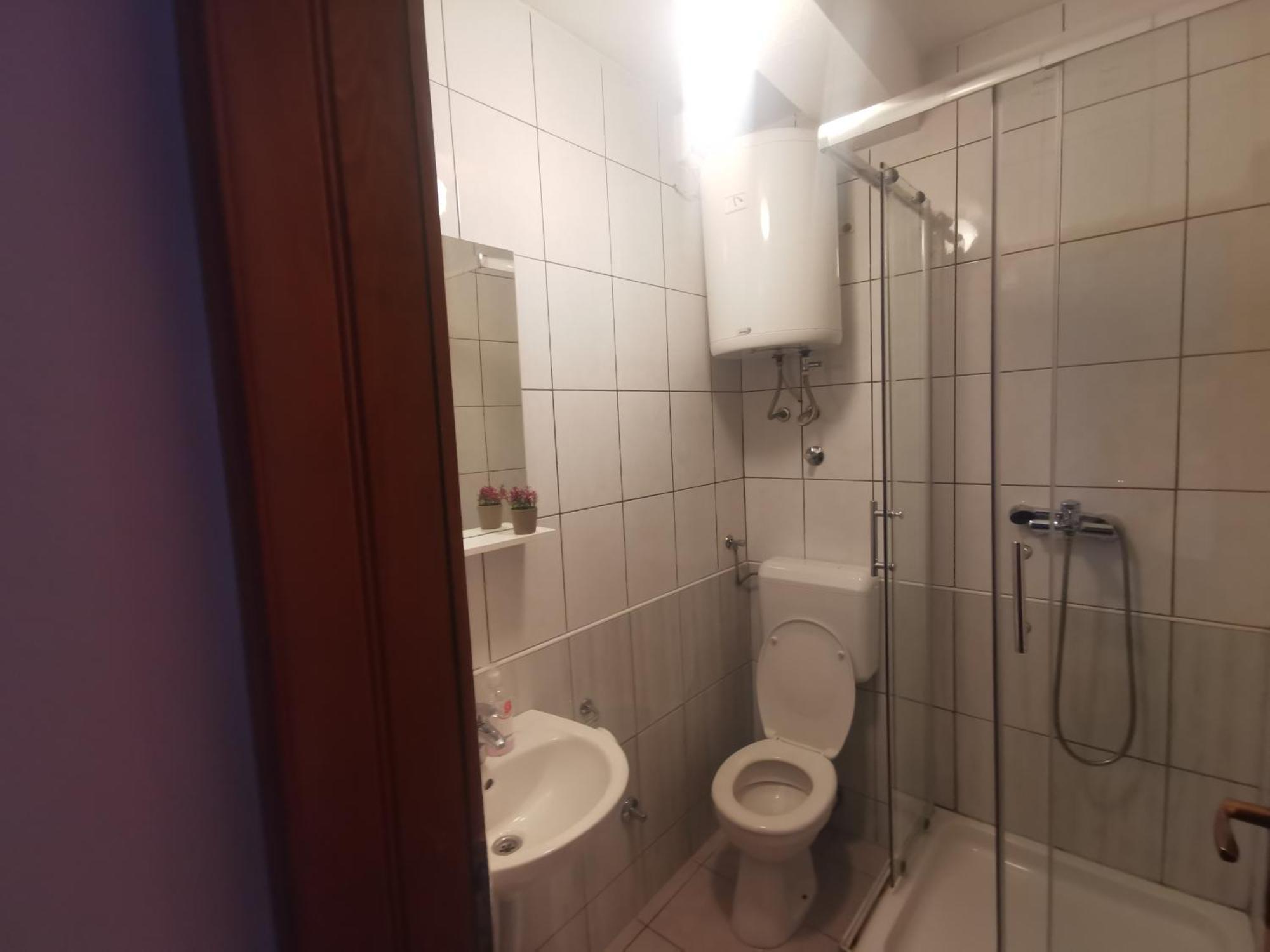 Apartmani Lezenic M 네움 객실 사진